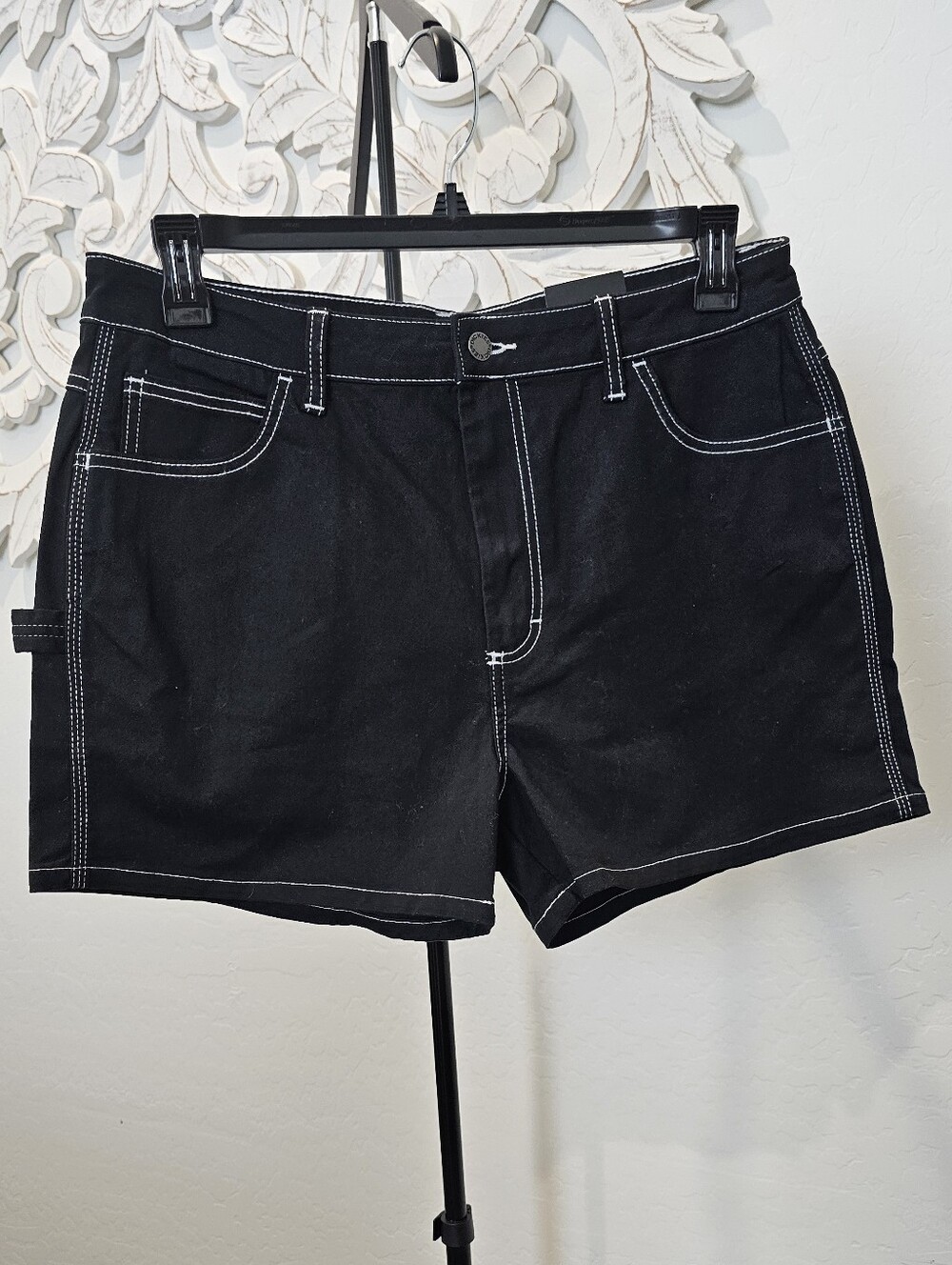 Dickies Black Jean Utility Shorts w/White Stitching Y2k Women's Size 32 (12/14)